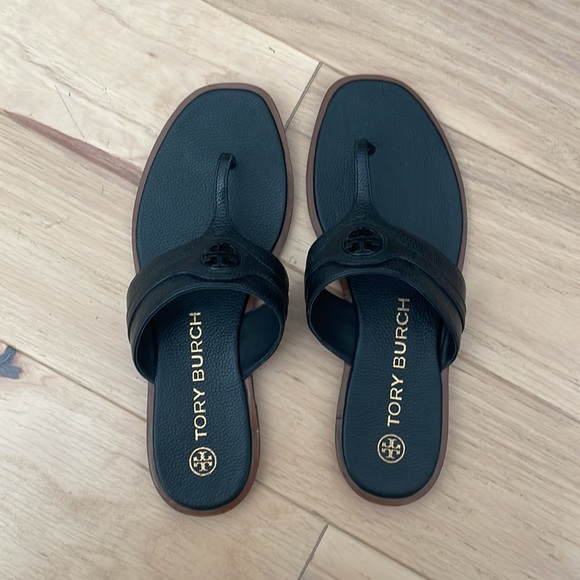 Tory Burch Carson Thong Welt Sandal 8.5 Perfect Black - Picture 3 of 7
